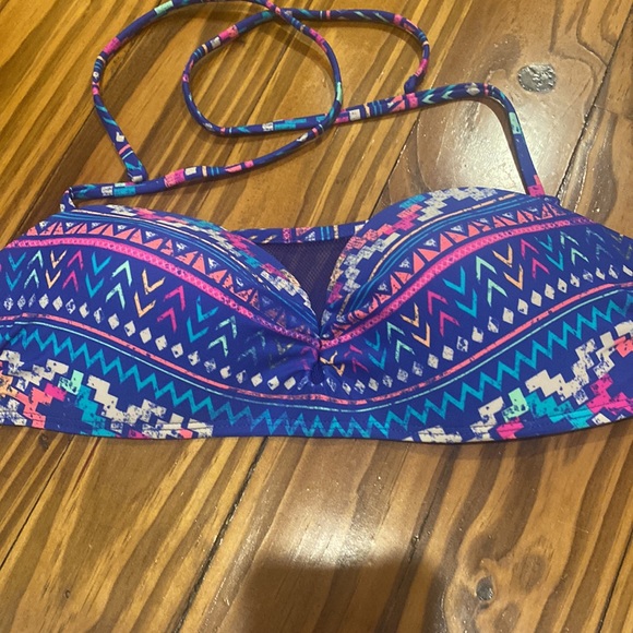 No Boundaries Women’s Aztec Print Bikini size Medium - Picture 3 of 4